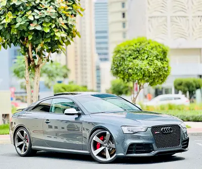 صورة 5 لـ 2013 AUDI RS5