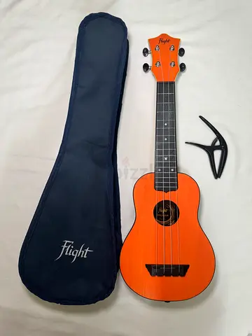 Flight Ukelele with Ernie Ball Capo