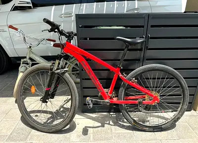 Rockrider st100 mtb mountain bike