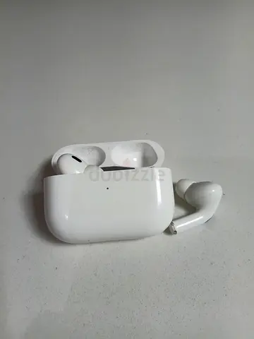 Apple AirPods Pro (Gen 2) - White, Good Working Condition