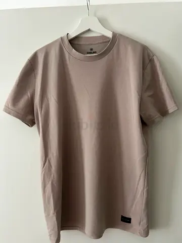 Hollister T-Shirt Men’s Size Small