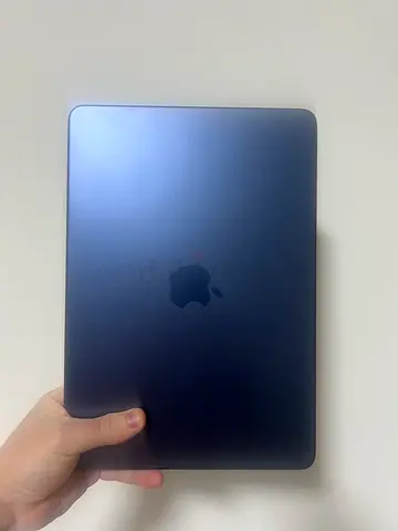 Apple MacBook Neo 256 Indigo