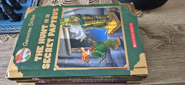 The Hunt series  — Geronimo Stilton (used childrens book)