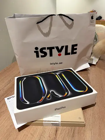 iPad Pro 11 Inch M4 0 Cycles