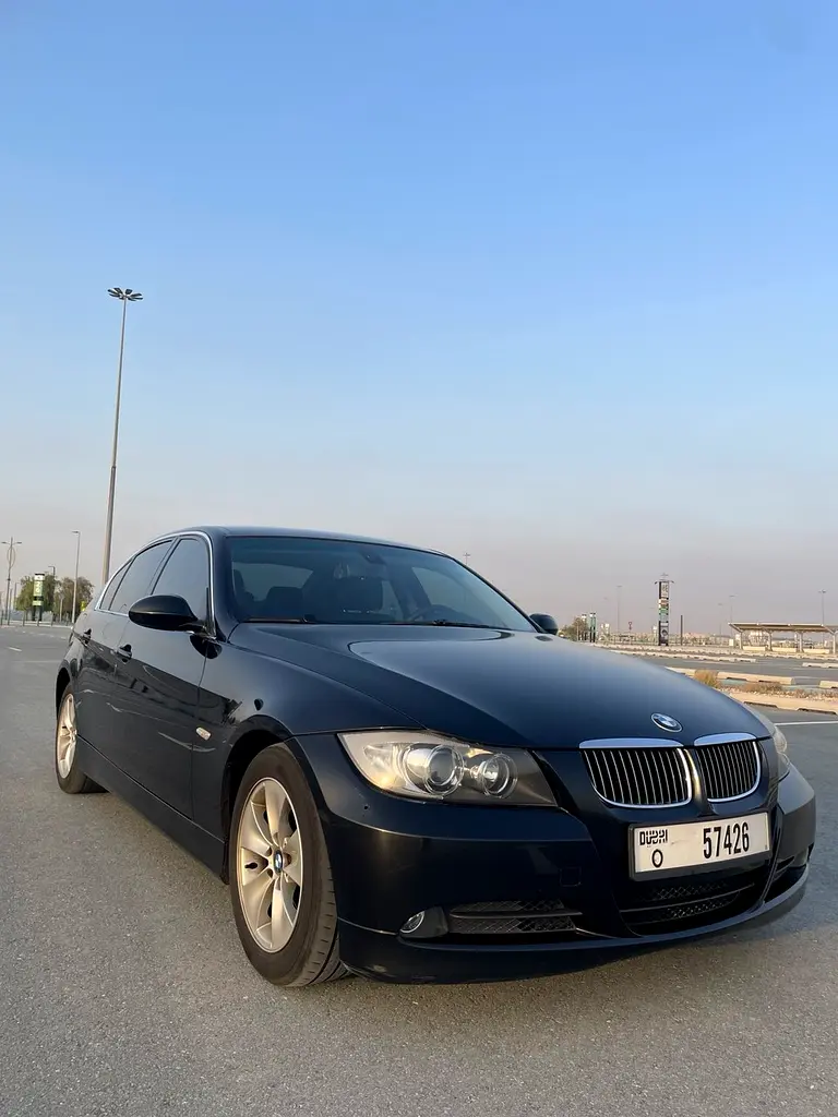BMW 3-Series 2008 — photo 1 of 10