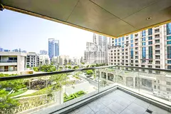 Large Corner | Lake and Golf View | Rare 1 Bed