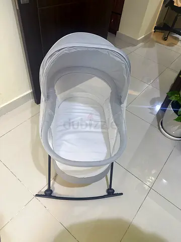 Lightweight Portable Baby Bassinet/Cradle with Canopy - Good Condition