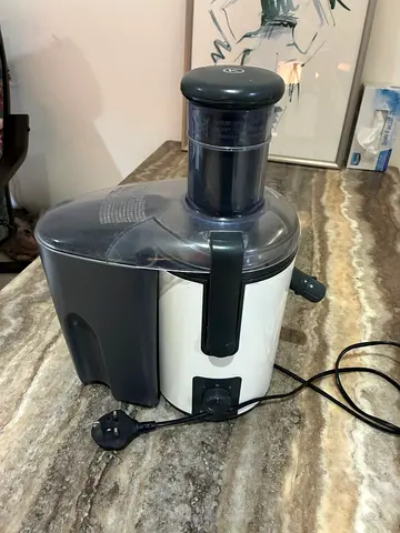 Kenwood  Used Electric Juicer / Fruit Press - Working Condition