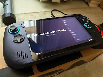 Lenovo Legion Go S - Ryzen Z1 1TB