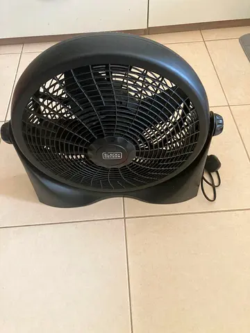 Black+Decker Floor/Desk Circulating Fan - Great Working Condition