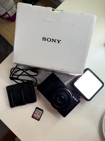 Sony ZV-1F - Perfect for Vlogging