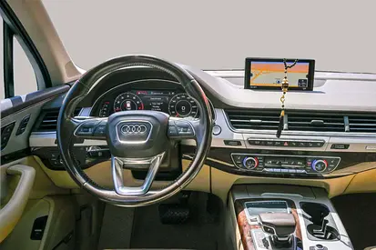 2016 AUDI Q7 — миниатюра 11