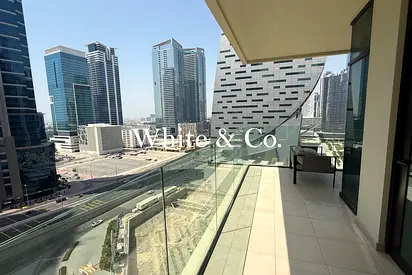 Luxury 1-BR | Furnished | Skyline View