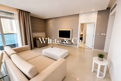 Vacant | Renovated Building | Large Corner Layout