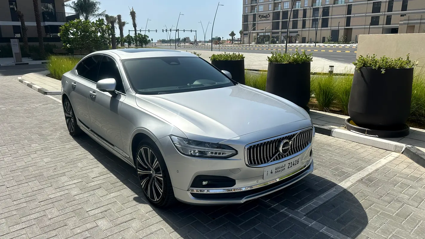Volvo S90 2022 — photo 1 of 13