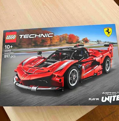 Lego Technic Ferrari FXX K Race Car Model Building Kit V12 Engine (42212)