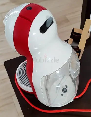 Dolce Gusto compact single-serve coffee/espresso machine — good working condition