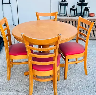 Solid Wood Round Dining Table with 4 Chairs - Light Oak, Red Cushions