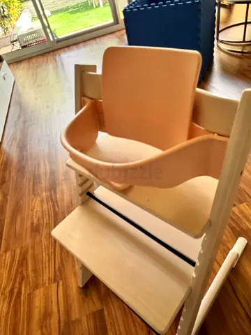 Baby holder from Stokke . Only selling the pink parts excluding the chair