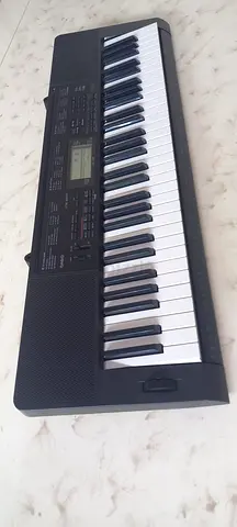 Almost brand new Casio CTK3200 keyboard