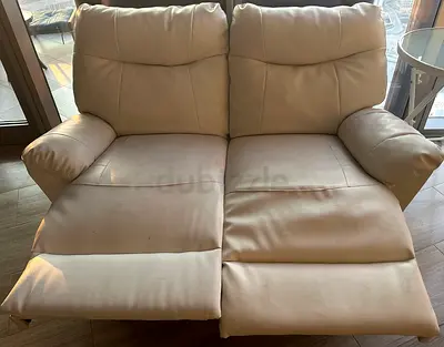 Comfortable White 2 Seater Leather Recliner Sofa