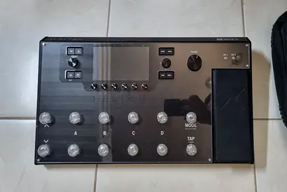 Line 6 Helix LT Guitar Multi-Effects Processor - Good Condition