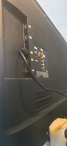 40-55 inch LED TV in good condition (needs pickup)