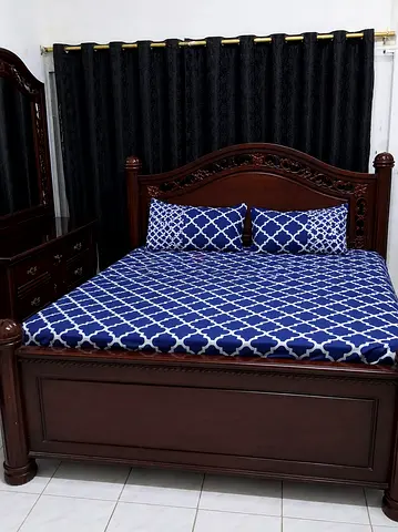 Bedroom furniture set solid wood