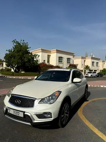 Infiniti QX50 2018 | GCC Specs | Great Condition | Full-Option 3.7L V6