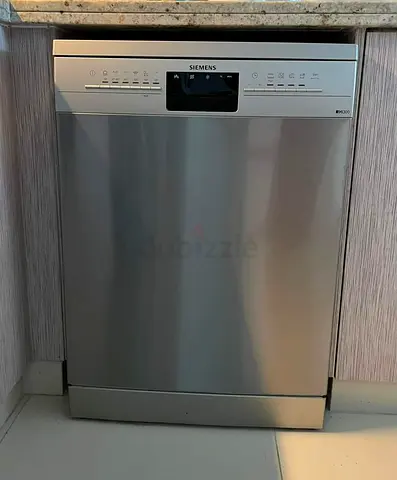 Free Delivery- SIEMENS iQ300 Model Dishwasher 3 rakes Full Options With Digital Clock 60x60 cm