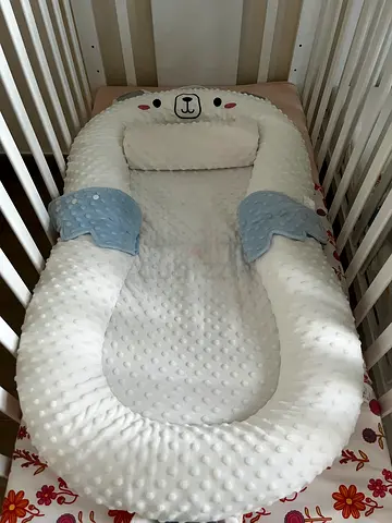 Soft baby nest lounger - used, in good condition