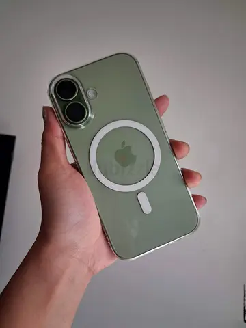 iPhone 17
