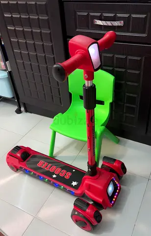 Like New - Kids Scooter - 100 AED