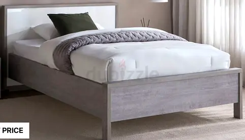 2 single beds in excellent condition with two brand new mattresses