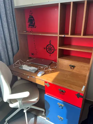 Negotiable- kids Pirate themed study desk