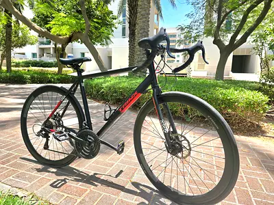 Trinx Tempo 1.1 Road Bike (Like New)