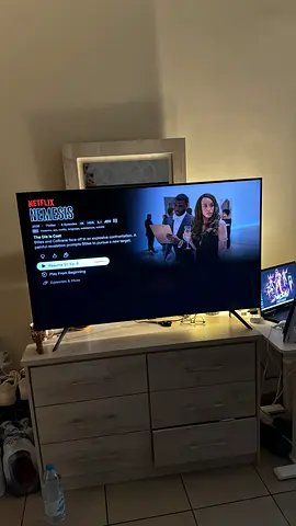 “Crystal UHD 55 inch” Samsung Crystal UHD series TV