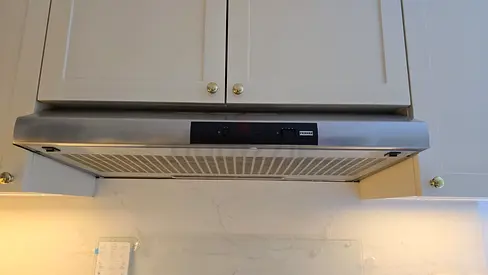 Stainless steel under-cabinet kitchen chimney brand new