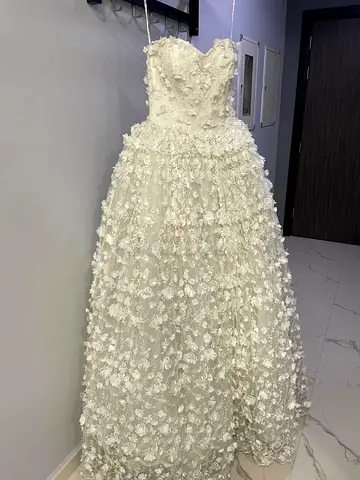 Ivory Strapless 3D Floral Ball Gown Wedding Dress, Size Approx UK 8-10