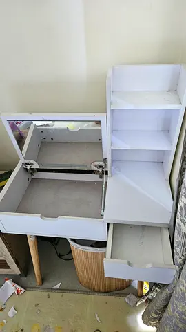 ​🏷️ Solid Wood Study Table / Dressing Table for Sale