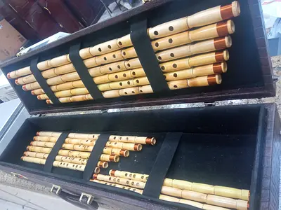 Set of Bamboo Flutes (Multiple Sizes) with Wooden Case