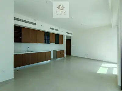 Spacious 2BR Apartment in Palace Residences North