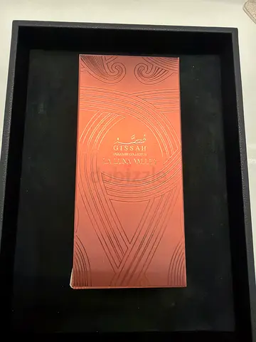 Parfum bottle in original box - unused