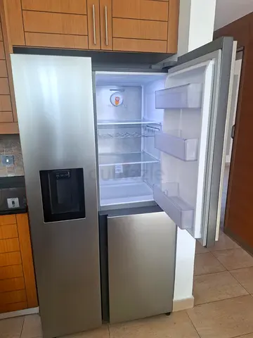 Free Delivery- SAMSUNG 3-door Fridge and Freezer Ice Maker Water Dispenser 90cm