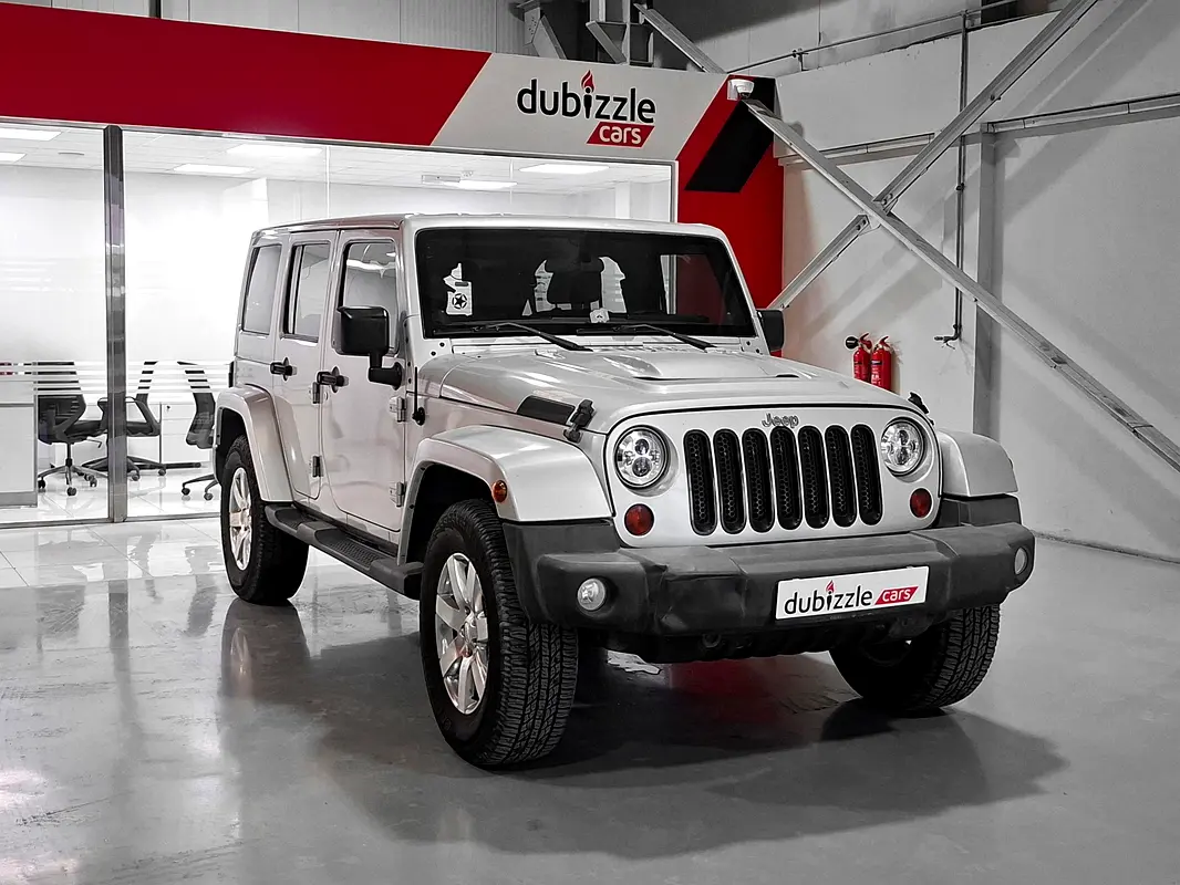 Jeep Wrangler Unlimited 2012 — photo 1 of 14
