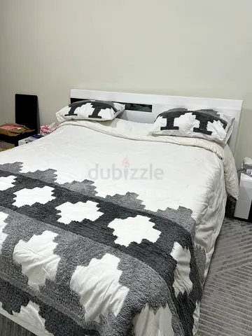 Full bed set