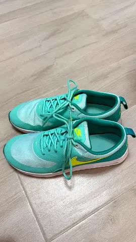 Nike sport shoes
