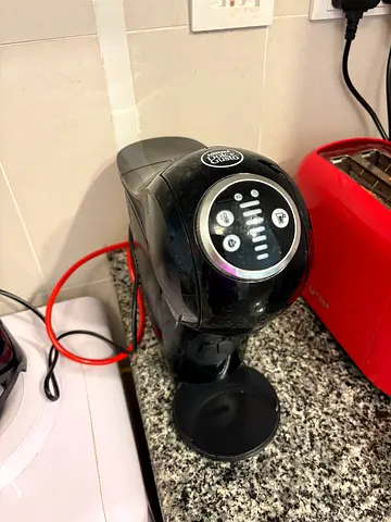 Nescafé Dolce Gusto Coffee Machine for Sale