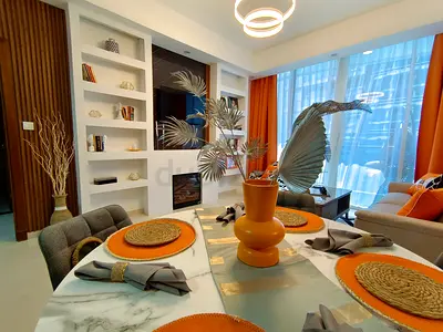 1 BR | Furnished | Canal view | Free WiFi