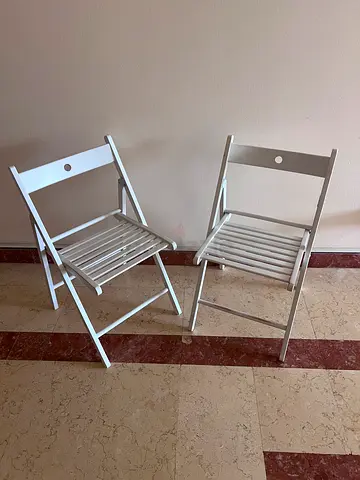 Folding chairs